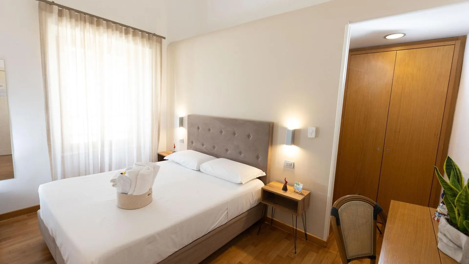 Lungomare Suite & Spa Naples
