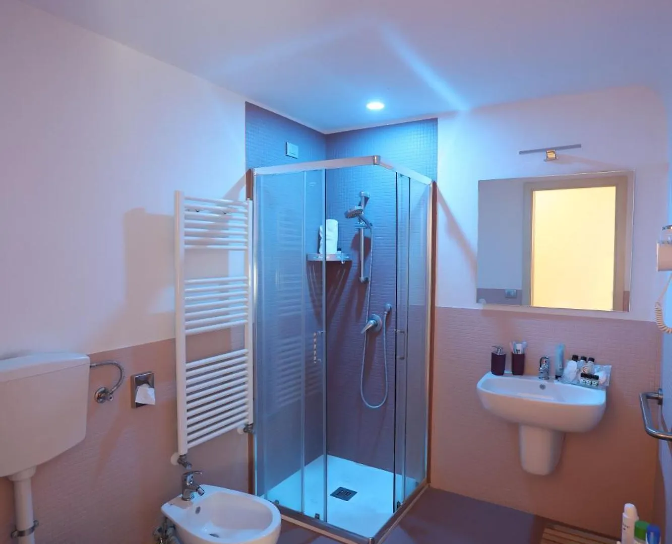 Lungomare Suite & Spa Naples 0*,